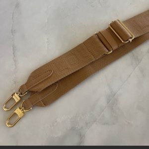 Louis vuitton strap